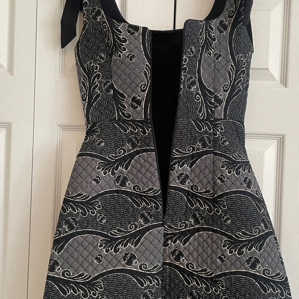 Antonio Melani x Jennifer Sumko Schawn Scroll Print Quilting Square Neck Dress 0